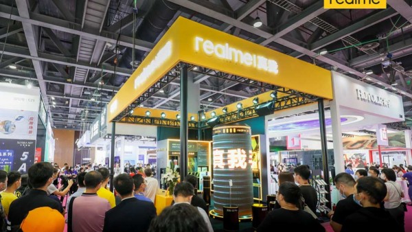 5G普及先锋  realme真我亮相2020中国移动全球合作伙伴大会