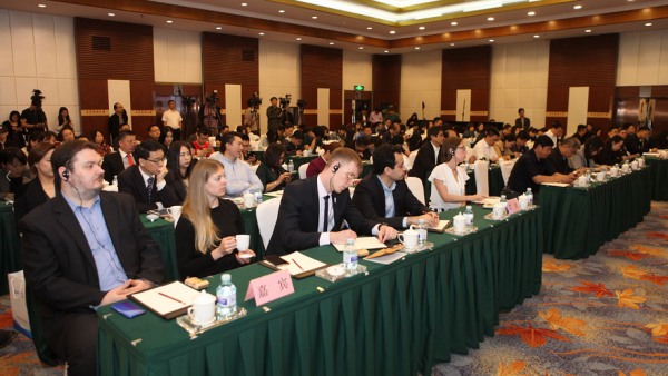 第二十一届高交会组委会第一次会议和新闻发布会在京举行