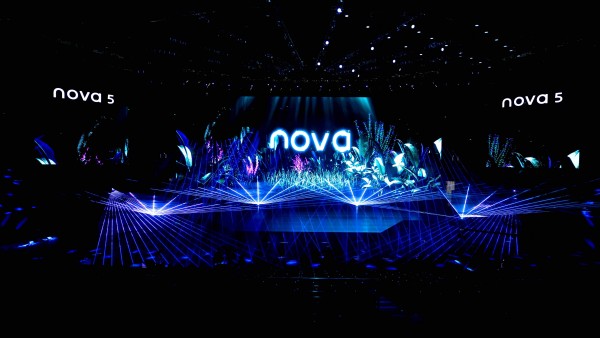 光影空间新视觉演绎立体美学，华为nova5系列引领夜景自拍新时代