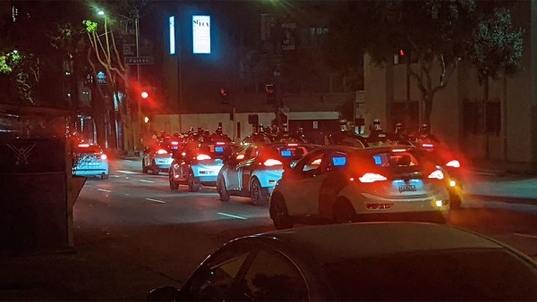 Cruise机器人出租车车队在旧金山街道阻断了数小时交通